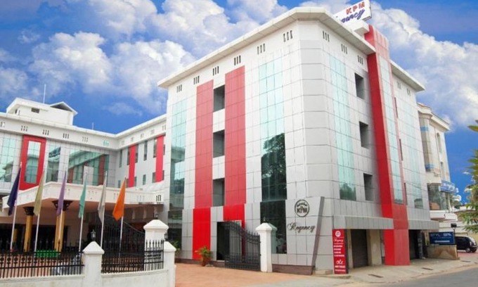 Palakkad Hotel | KPM Regency