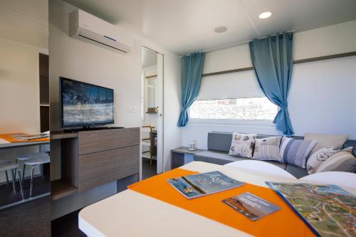 Jezera Resort | KS Holidays