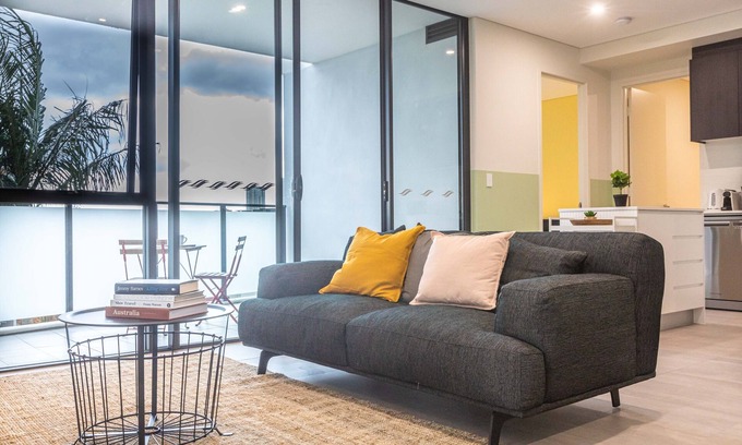 Westmead Apartment | KULA - Superior Three Bed Apartment