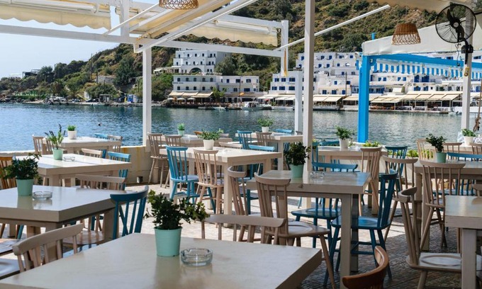 Loutro Hotel | Kyma