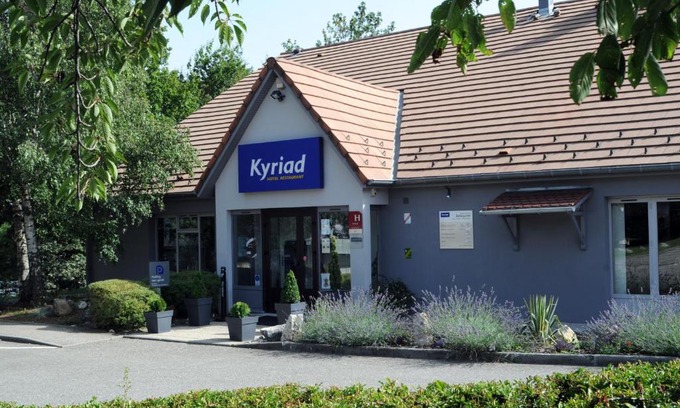 Chatillon-en-Michaille Hotel | Kyriad Bellegarde - Genève