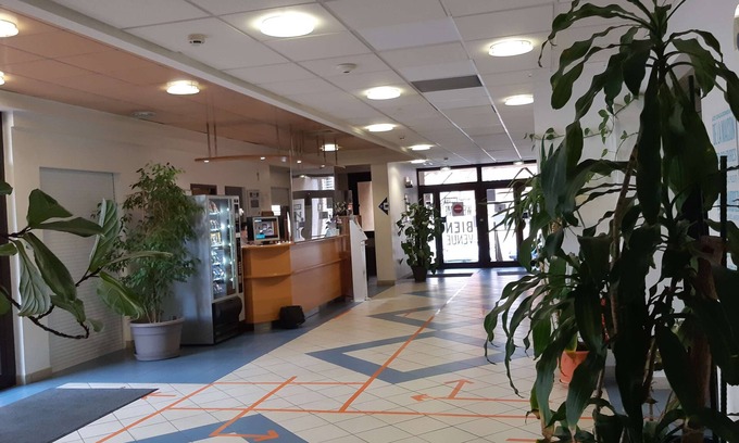 Montauban Hotel | Kyriad Direct Montauban Centre