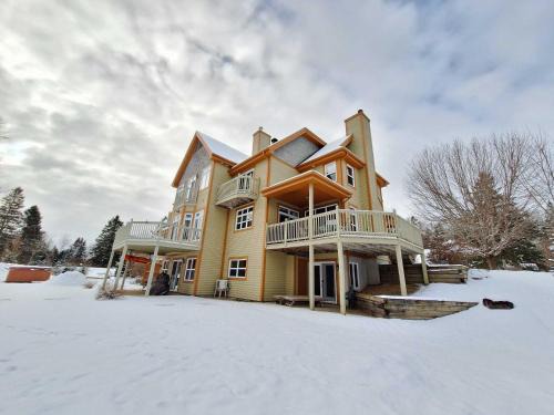 Mont-Tremblant Ski Chalet | L'Aiglon - Nature Golf and Relaxation in Mont-Tremblant