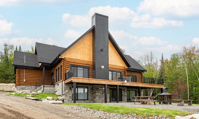 Saint Come Ski Chalet | L'horizon Lac et Spa