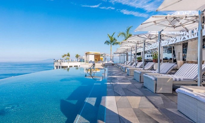 South Shore Hotel Area Hotel | L&L Collection Muses Resort & Spa