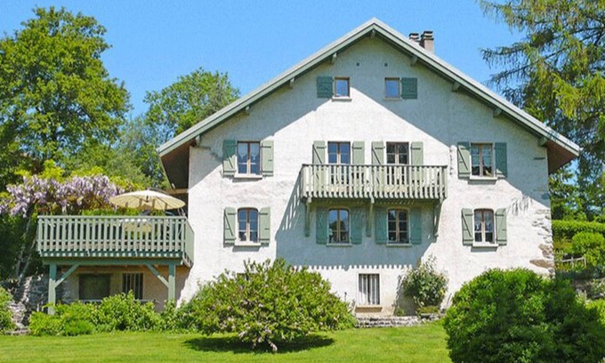 Saint-Paul-en-Chablais Bed & Breakfast | L'ourserie B&B