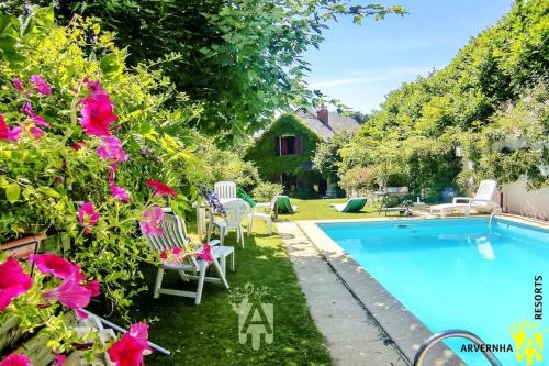 Saint-Nectaire House | L'Oustalou
