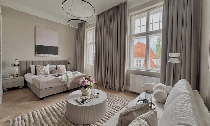 Srodmiescie Południowe Apartment | La Belle Epoque - LoftAffair Collection