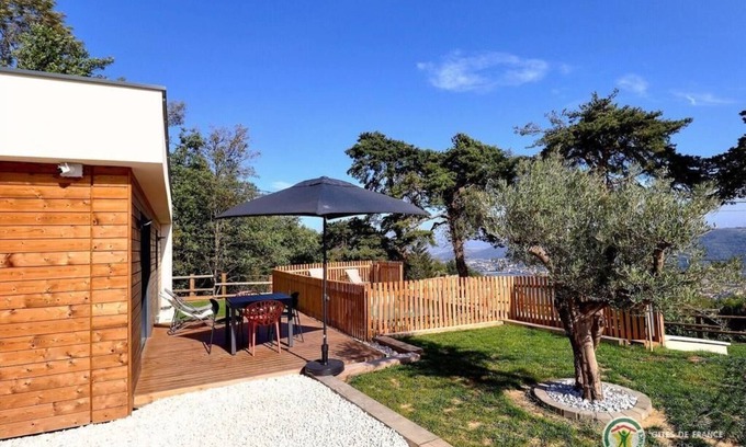 Ozon Bed & Breakfast | La BOOA Prestige & sérénité/Piscine privative 4*