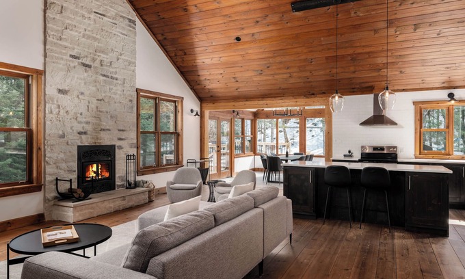 Saint-Faustin-Lac-Carre Ski Chalet | La Canopée | Spa | Plein-air Mont-Blanc/Mont-Tremblant