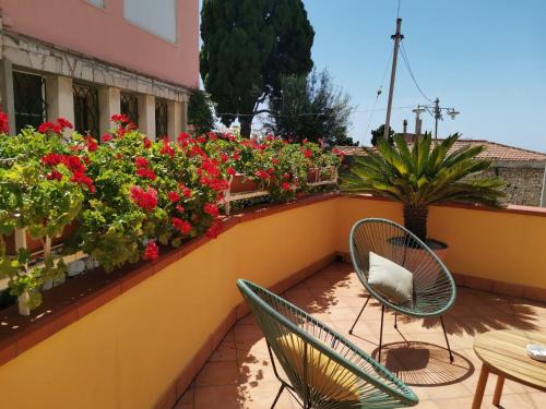 Taormina Apartment | La Cartolina Apartment