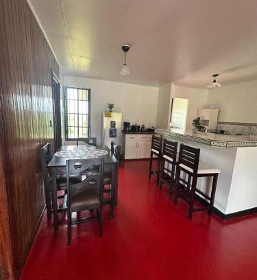 Katira House | La casa de Río Celeste