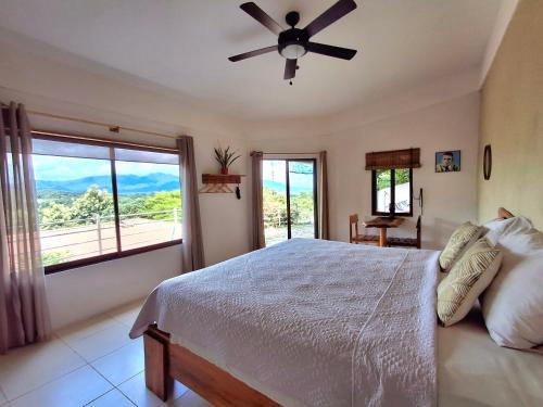 Playa Naranjo Bed & Breakfast | La Casa del Conde