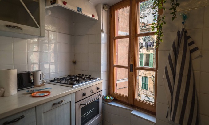 Vernazza Apartment | La Casa di Eio