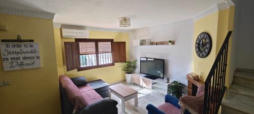 Churriana House | La Casita de Juana