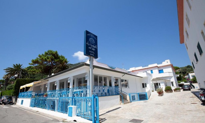 San Felice Circeo Hotel | La Conchiglia sul Mare