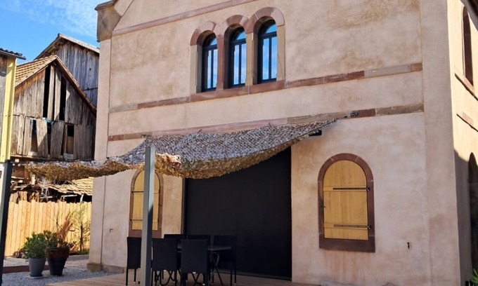 Zellwiller House | La cour cachée