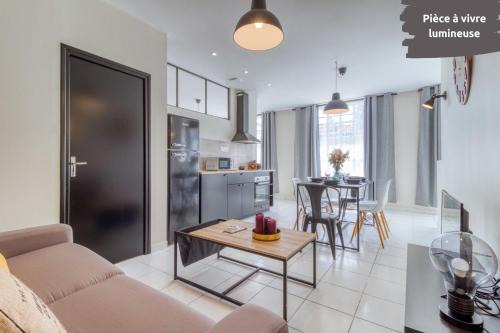 Douai Apartment | La Fabrique - Spacieux - Calme - Confort