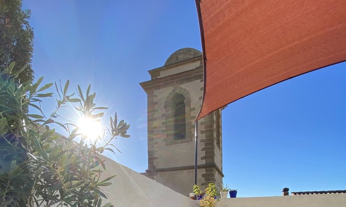 Vitrolles House | La Folle Maison de Serge !