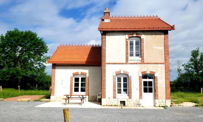 Pannes House | La Halte Pannes-euvezin, Maison Atypique en Pleine Nature, 5min du Lac de Madine