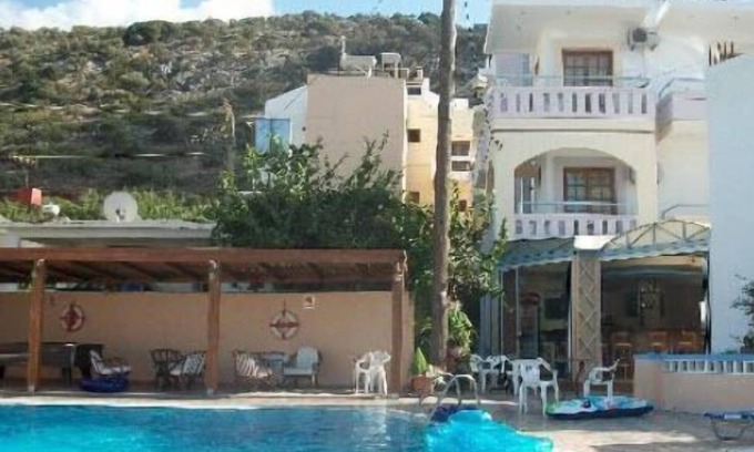 Stalida House | La Luna