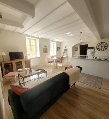 Charnay-les-Macon Apartment | La Maison de Marie