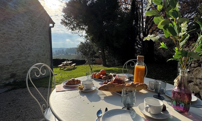 Naujan-et-Postiac Villa | La maisonnette d'Émilion
