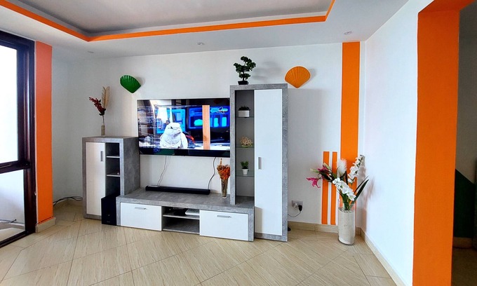 Bamburi Apartment | La Mera see View Beachfront Appartment