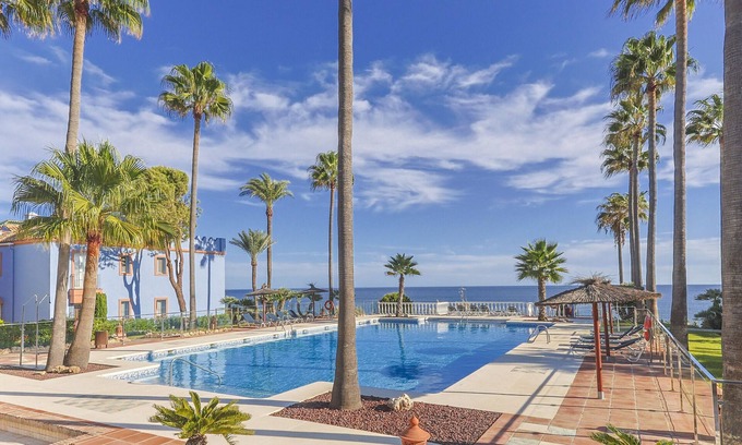 Bahia de Casares Apartment | La Perla - luxury duplex apartment near the sea