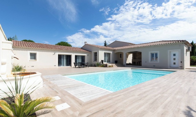 Carpentras House | La Perle du sud