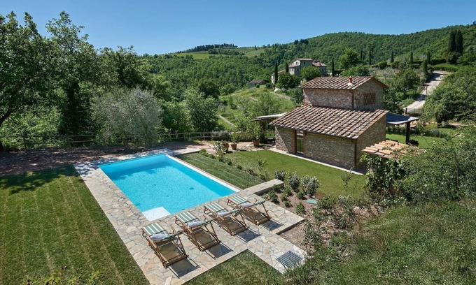Neri Villa | La Pesa di Mezzo, Radda in Chianti, Siena and Chianti