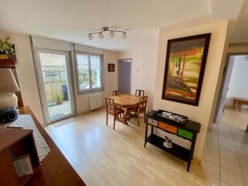 Concarneau Apartment | La petite Garzette - Appartement Jardin Centre Ville Concarneau