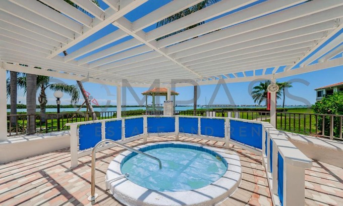 Isla del Sol House | La Puerta Bright and Sunny Golf Course Villa