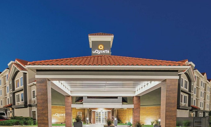 Fort Worth Hotel | La Quinta by Wyndham Fort Worth North