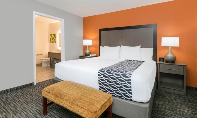 Fredericksburg Hotel | La Quinta by Wyndham Fredericksburg