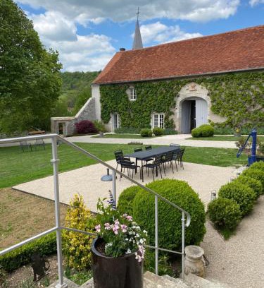 Lusigny-sur-Ouche Bed & Breakfast | La SAURA