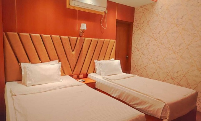 Uttara Hotel | La Sky Dhaka