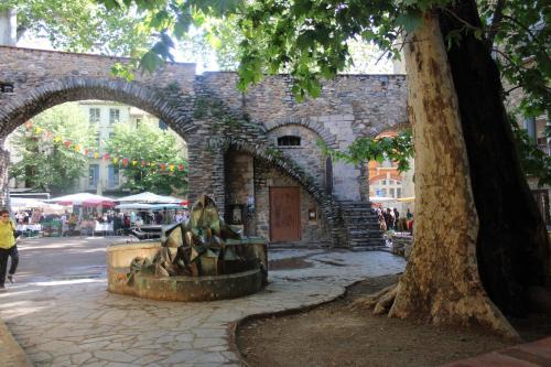 Ceret House | La suite Galerie d'ART