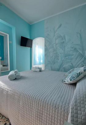 Bosa Historic Centre House | La terrazza del Sole Guest House