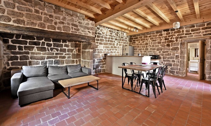 Montreal House | La Tour de Montréal - One Bedroom House, Sleeps 4