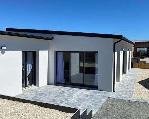 Etables-sur-Mer House | La Villa Cocco 4 à 6 personnes située à Etables sur Mer à 400 m de la Plage