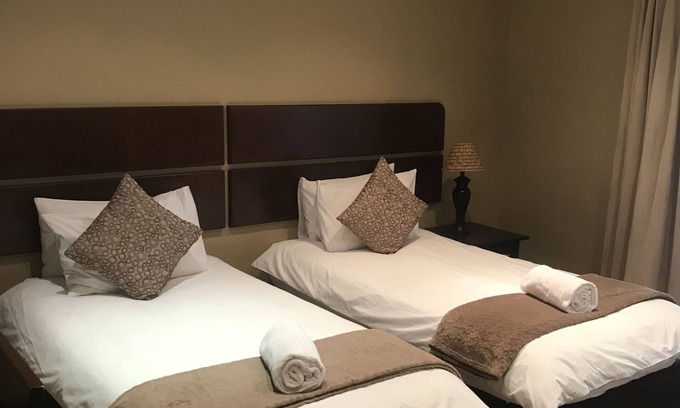 Lanseria House | La Vue Guest Lodge and Function Venue