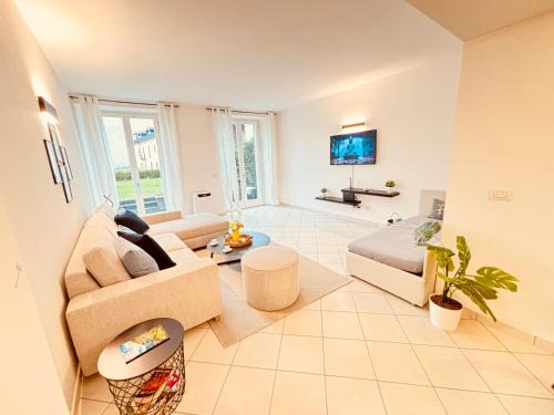 Tremezzina Apartment | Lago Villa Zen - Apartment with Jacuzzi, Panoramic Views