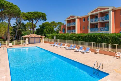 Saint-Raphael Apartment | Lagrange Vacances Le Domaine des Grands Pins