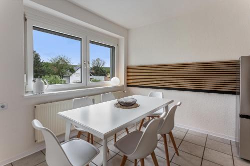 Sterzhausen Apartment | LAHNTALER 6 Gäste, WLAN, Netflix, Bahnhofsnah