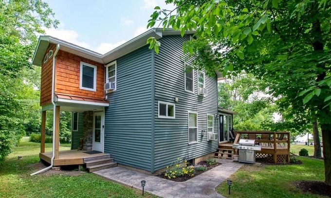 Romulus Cottage | Lake Daze: "Sunrise Views Along Cayuga Lake Wine Trail!"