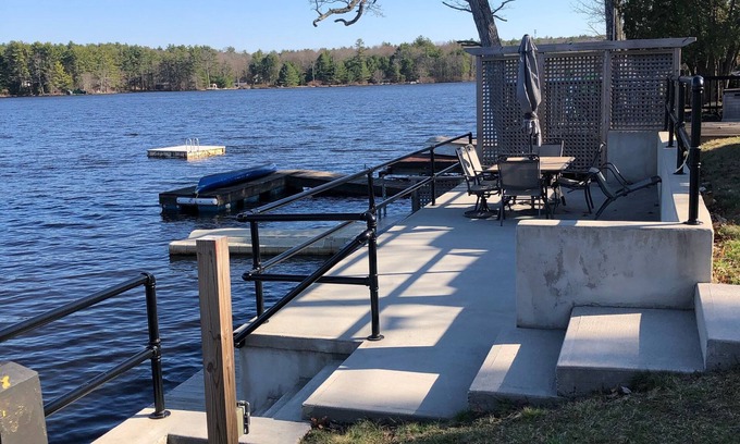 Town of Lumberland House | Lake front House with private dock