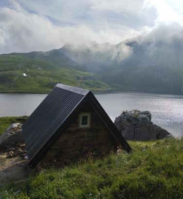 Kolasin Municipality Ski Chalet | Lake house Draskovici