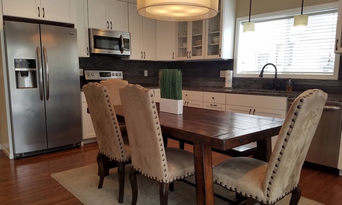 Keewaydin House | Lake Nokomis Gem - Free WiFi and Close to MSP & Mall of America