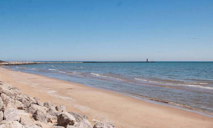 Sheboygan Villa | Lake Shore Retreat: Sleeps 8!